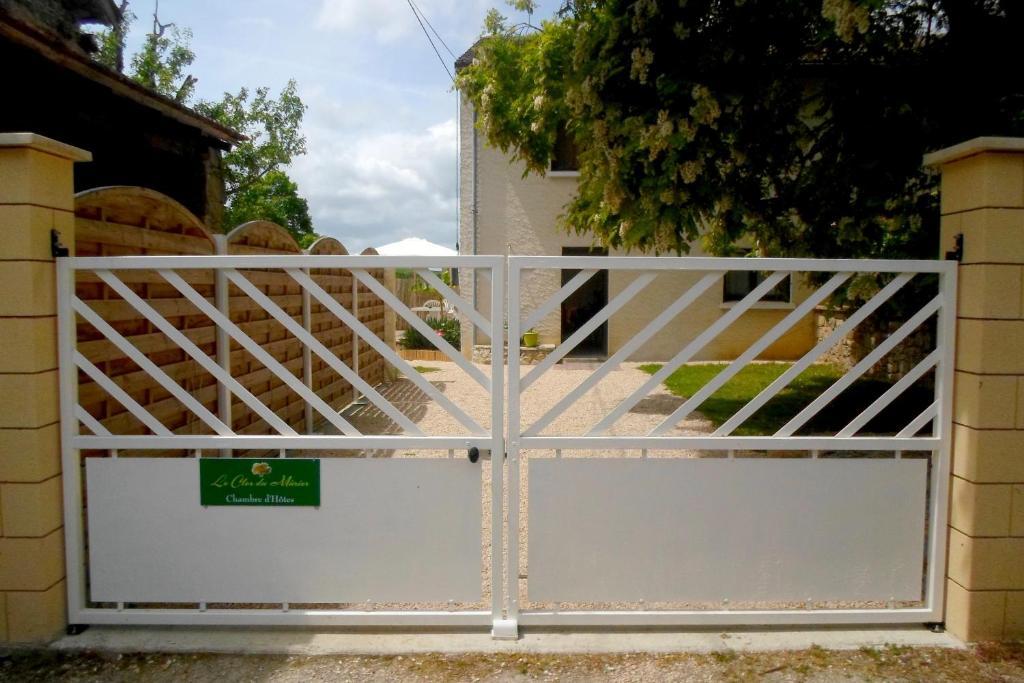 Chambres D'Hotes Le Clos Du Murier Villefranche-de-Rouergue Bagian luar foto